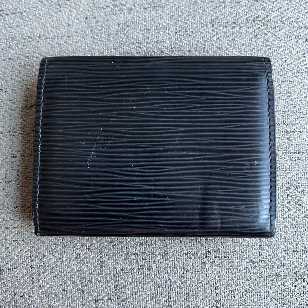 Louis Vuitton Epi Black cardholder - Picture 3 of 13